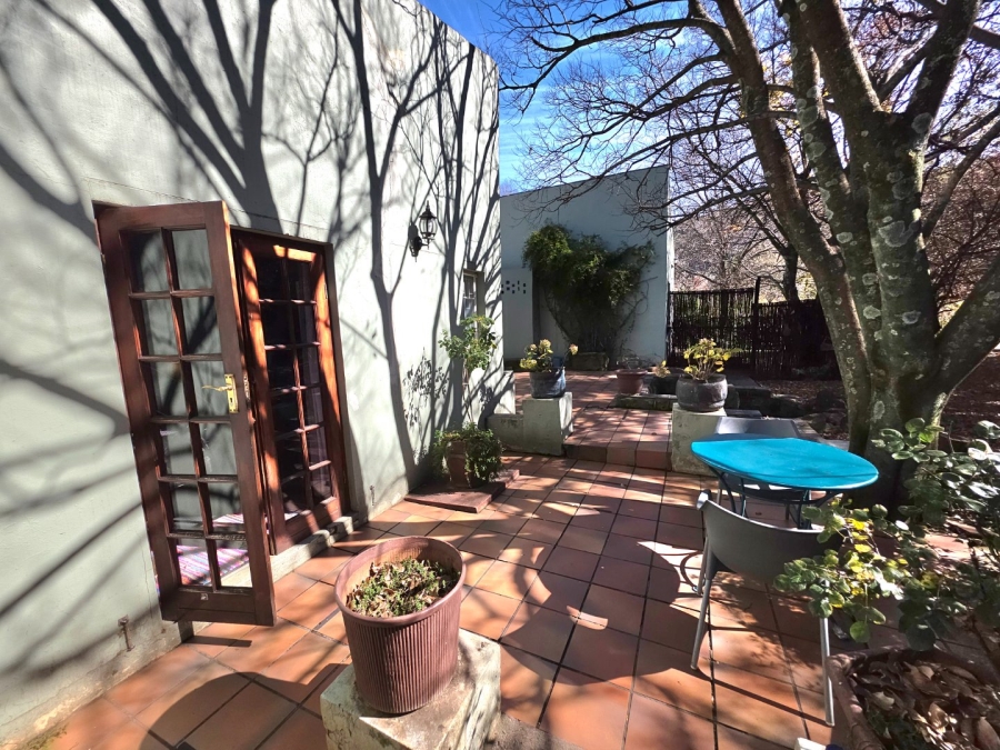 7 Bedroom Property for Sale in Clarens Free State